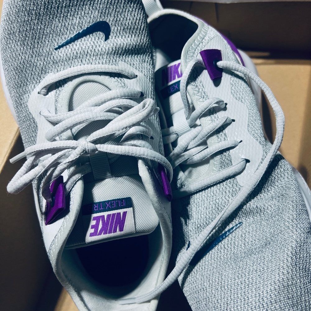 Nike White and Purple Flex Sneakers